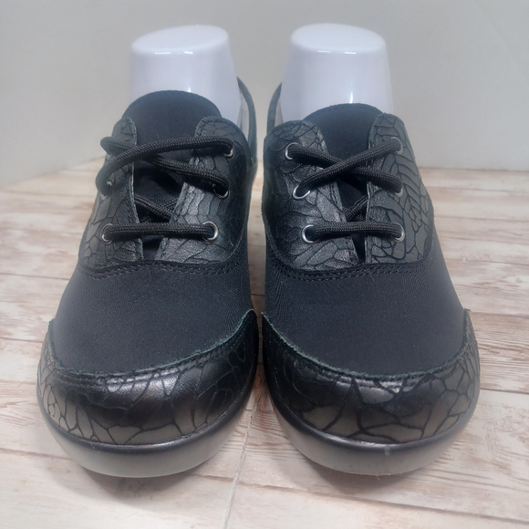 Alegria by PG Lite Slip Resistant Leather Black Lace Up Clog Heel Size 37 or 7 - Picture 6 of 14